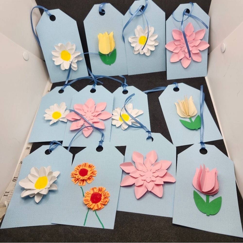 Hand Crafted 3-D Floral Colorful Gift Tags Thank You Cards Set of 12 - Picture 6 of 8